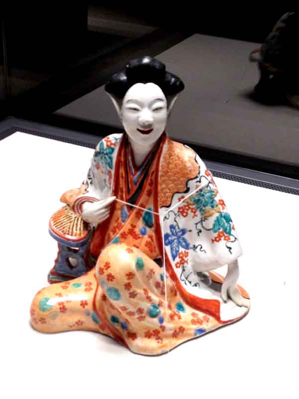 柿右衛門　色絵婦人像