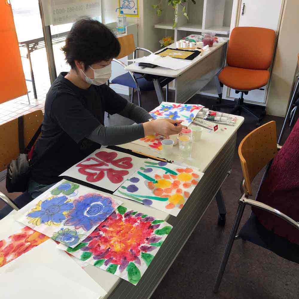 第１日目のワークショップ　花の絵