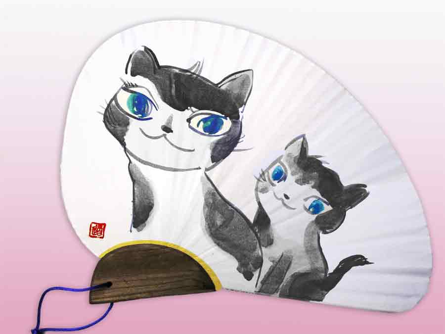 青い目をしたニャンコの親子　猫道