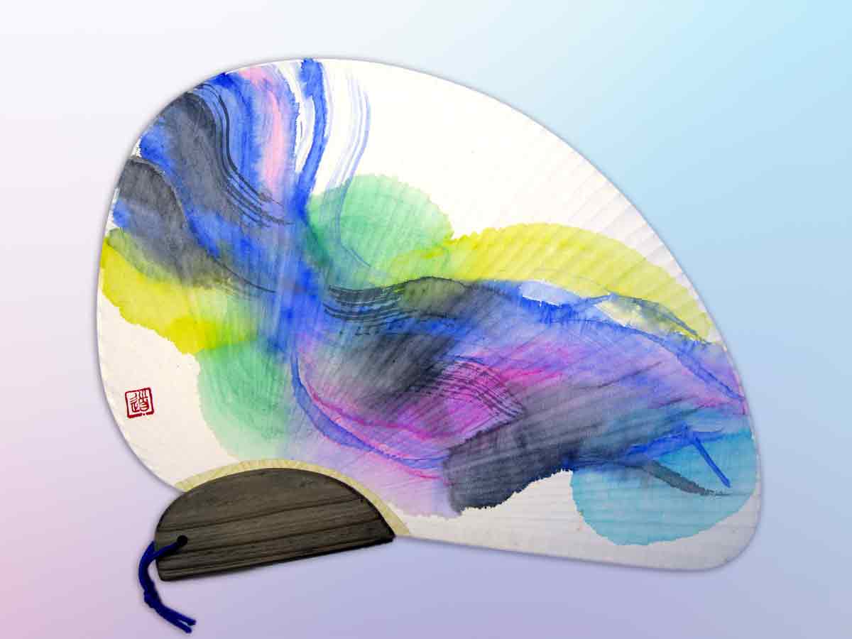 抽象的夏空千鳥杉柄の団扇　猫道