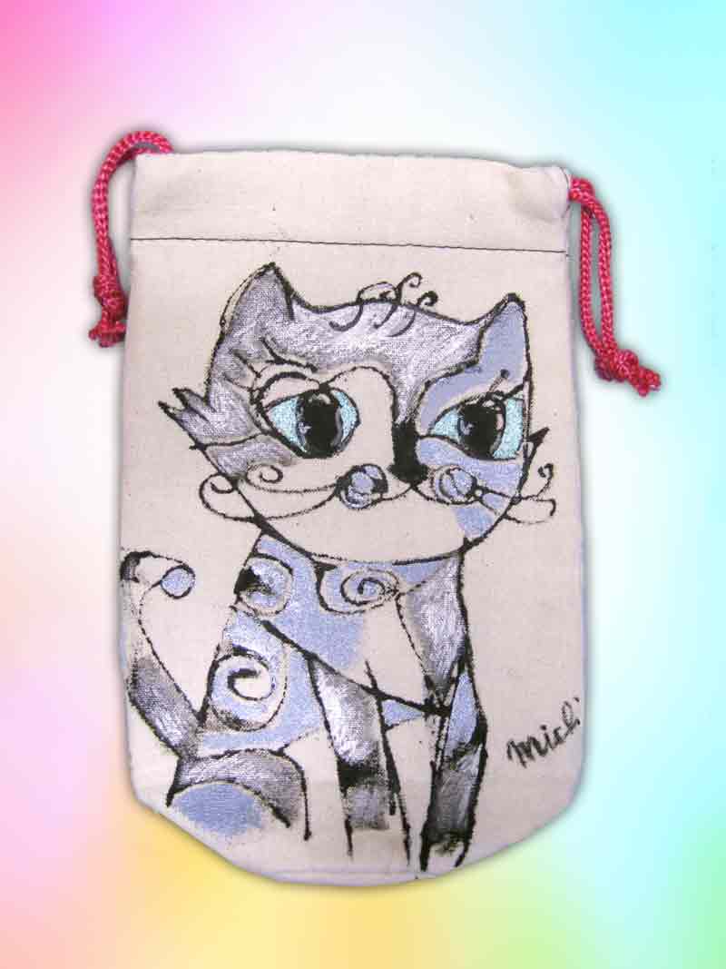 カールのヒゲのおすましニャンコ　